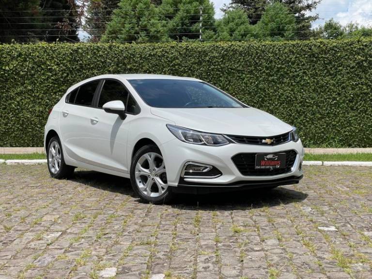 CHEVROLET - CRUZE - 2018/2019 - Branca - R$ 87.900,00