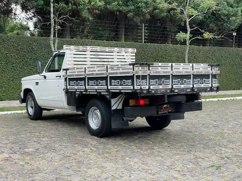 CHEVROLET - D20 - 1989/1989 - Branca - R$ 74.900,00