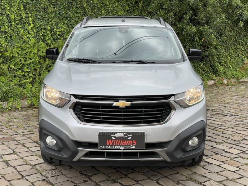 CHEVROLET - SPIN - 2019/2020 - Prata - R$ 78.900,00