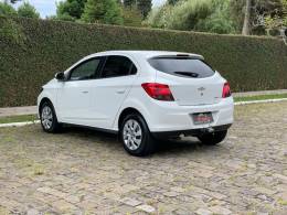 CHEVROLET - ONIX - 2013/2013 - Branca - R$ 41.900,00