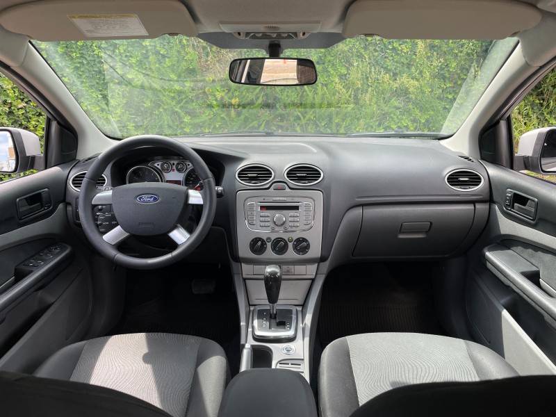 FORD - FOCUS - 2013/2013 - Prata - R$ 45.000,00