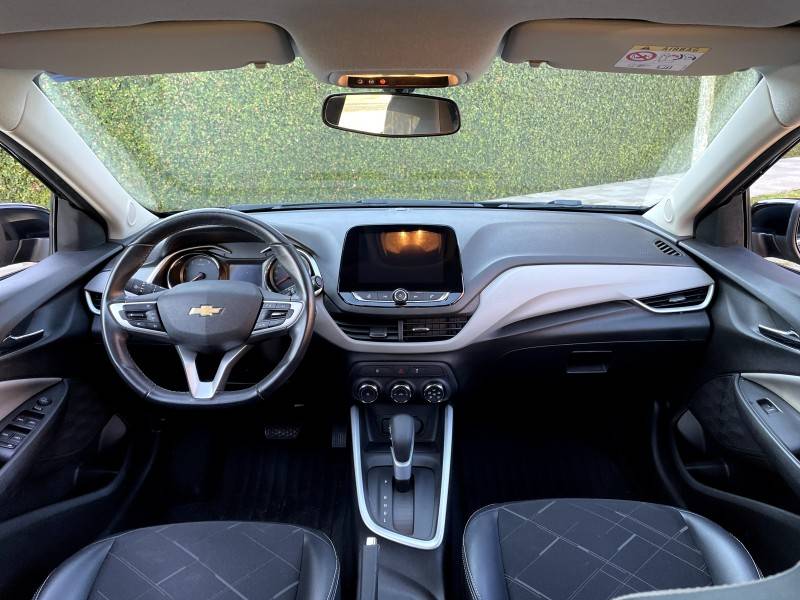 CHEVROLET - ONIX - 2020/2021 - Preta - R$ 77.500,00