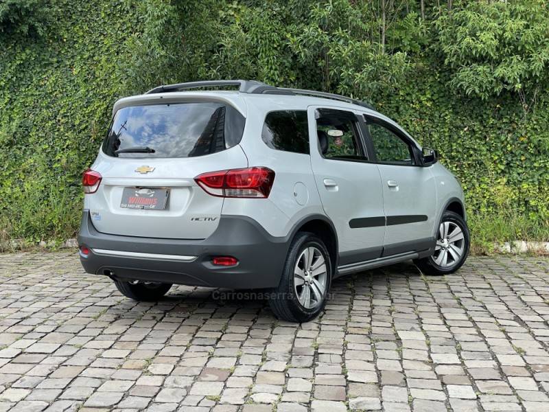 CHEVROLET - SPIN - 2019/2020 - Prata - R$ 78.900,00