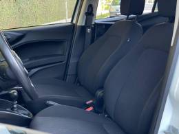 FIAT - CRONOS - 2023/2023 - Branca - R$ 69.900,00