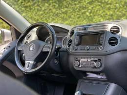 VOLKSWAGEN - TIGUAN - 2011/2012 - Prata - R$ 56.900,00