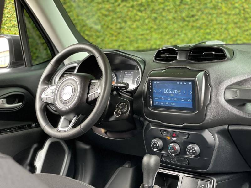 JEEP - RENEGADE - 2021/2021 - Prata - R$ 75.900,00