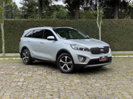 KIA MOTORS - SORENTO - 2015/2016 - Prata - R$ 102.900,00