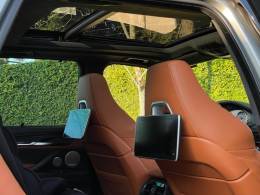 BMW - X5 - 2017/2018 - Cinza - R$ 304.900,00