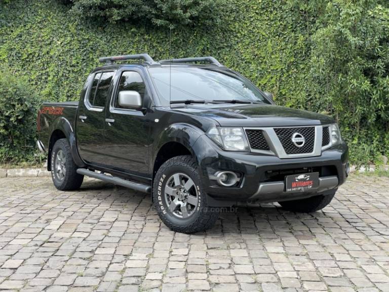 NISSAN - FRONTIER - 2016/2016 - Preta - R$ 107.900,00