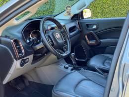FIAT - TORO - 2020/2021 - Preta - R$ 109.900,00