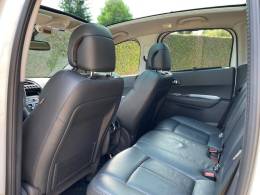 PEUGEOT - 3008 - 2012/2013 - Branca - R$ 43.900,00