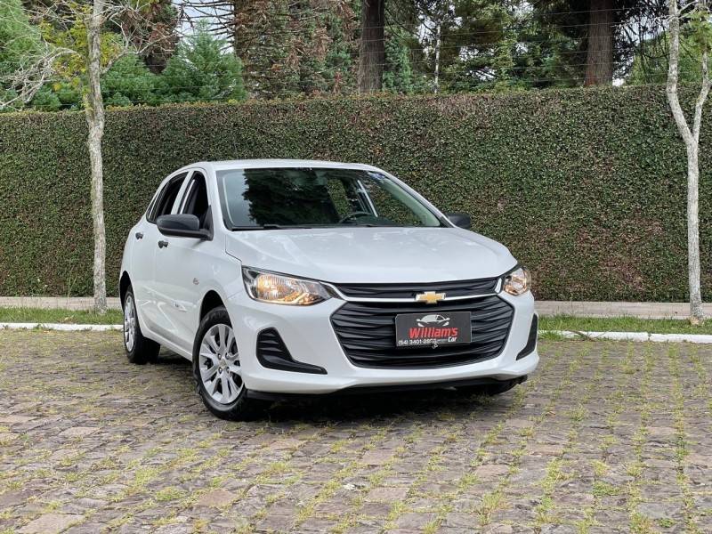 CHEVROLET - ONIX - 2020/2020 - Branca - R$ 65.900,00