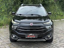 FIAT - TORO - 2016/2017 - Preta - R$ 97.900,00