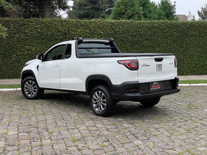 FIAT - STRADA - 2024/2024 - Branca - R$ 91.900,00