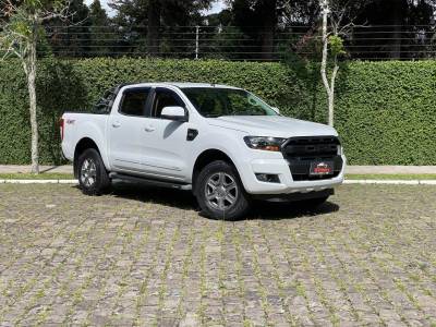 FORD - RANGER - 2018/2019 - Branca - R$ 124.900,00