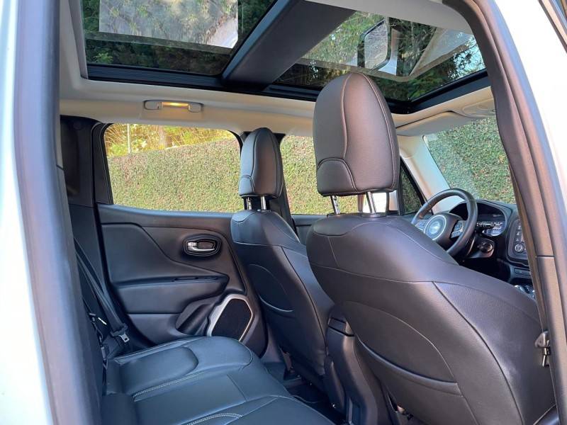 JEEP - RENEGADE - 2018/2018 - Branca - R$ 75.900,00