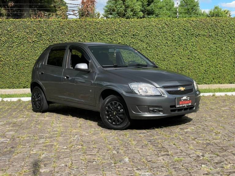 CHEVROLET - CELTA - 2011/2012 - Cinza - R$ 26.900,00