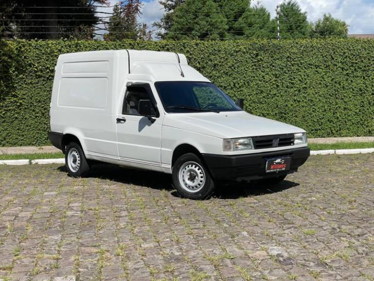 FIAT - FIORINO - 1994/1994 - Branca - R$ 23.900,00