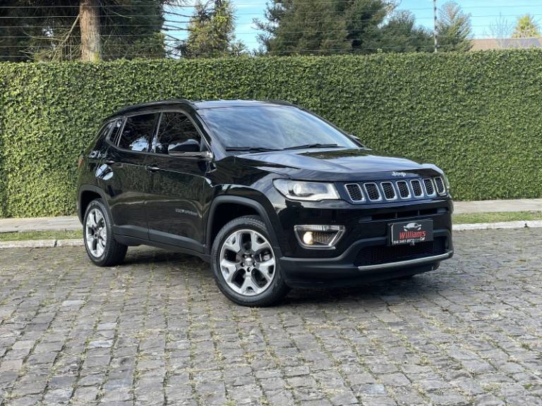 JEEP - COMPASS - 2016/2017 - Preta - R$ 93.900,00