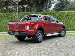 FORD - RANGER - 2017/2018 - Vermelha - R$ 117.900,00