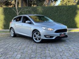 FORD - FOCUS - 2018/2019 - Prata - R$ 78.900,00