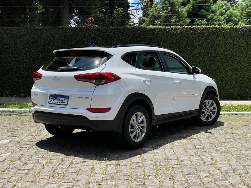 HYUNDAI - TUCSON - 2017/2018 - Branca - R$ 98.900,00