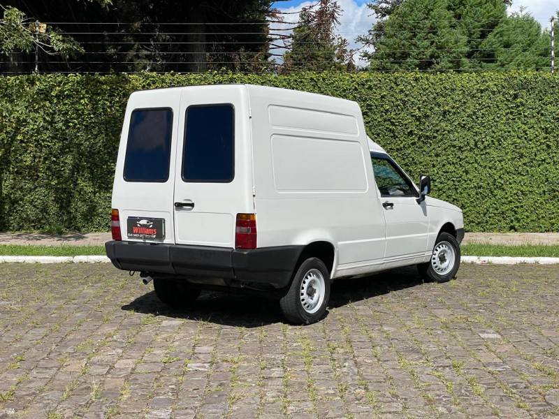 FIAT - FIORINO - 1994/1994 - Branca - R$ 23.900,00