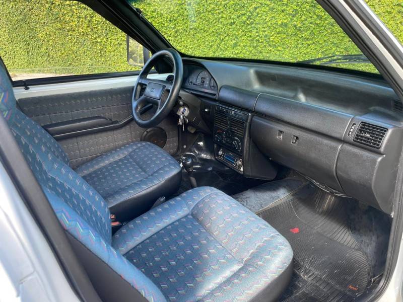 FIAT - FIORINO - 1994/1994 - Branca - R$ 23.900,00