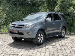 TOYOTA - HILUX SW4 - 2008/2008 - Cinza - R$ 103.900,00