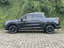 FIAT - TORO - 2016/2017 - Preta - R$ 97.900,00
