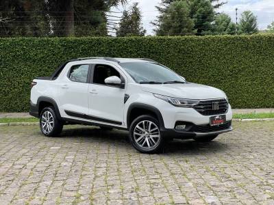 FIAT - STRADA - 2022/2023 - Branca - R$ 111.000,00