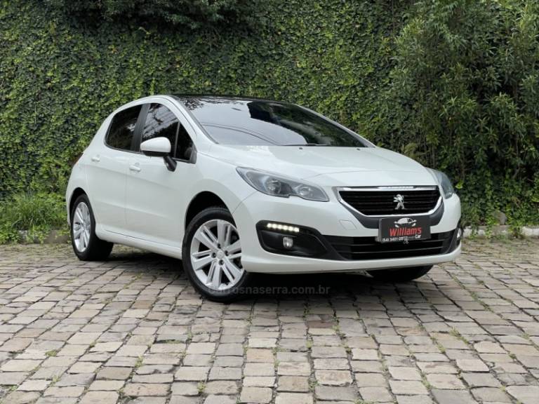 PEUGEOT - 308 - 2015/2016 - Branca - R$ 56.900,00