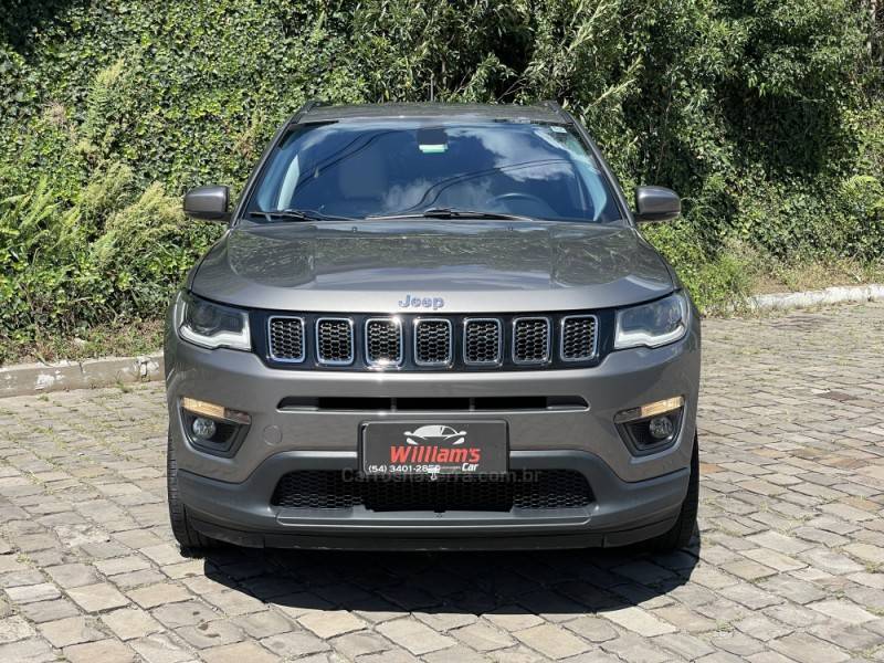 JEEP - COMPASS - 2016/2017 - Cinza - R$ 89.900,00