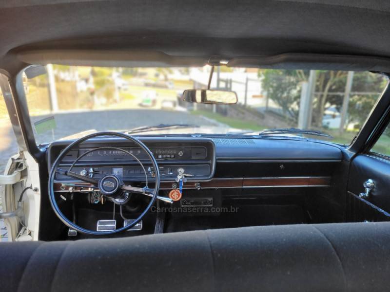 FORD - GALAXIE - 1976/1976 - Branca - R$ 180.000,00