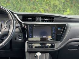 TOYOTA - COROLLA - 2019/2019 - Branca - R$ 108.900,00