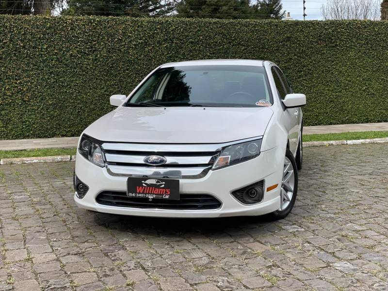 FORD - FUSION - 2010/2010 - Branca - R$ 46.900,00