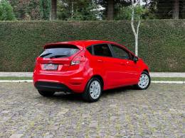 FORD - FIESTA - 2016/2017 - Vermelha - R$ 55.000,00