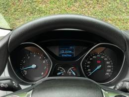 FORD - FOCUS - 2013/2014 - Prata - R$ 59.900,00