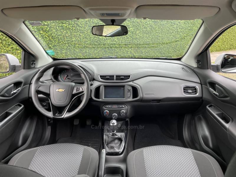 CHEVROLET - PRISMA - 2017/2018 - Prata - R$ 64.900,00