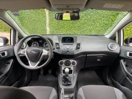 FORD - FIESTA - 2019/2019 - Branca - R$ 60.900,00