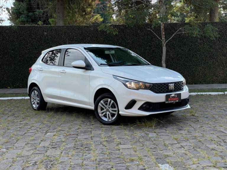 FIAT - ARGO - 2020/2021 - Branca - R$ 54.900,00