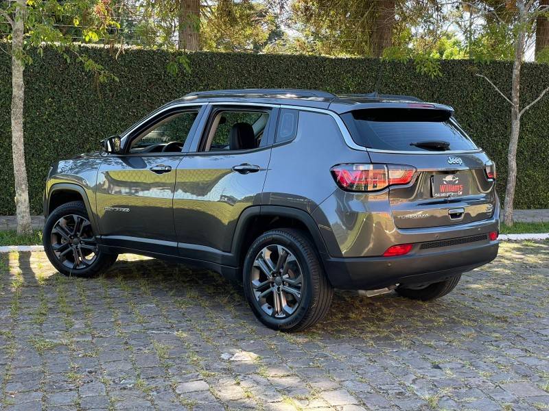 JEEP - COMPASS - 2021/2022 - Cinza - R$ 136.900,00