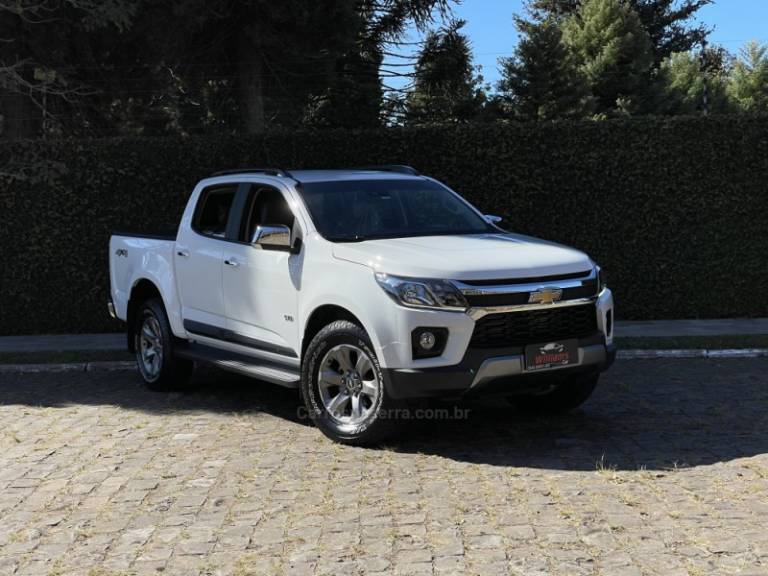 CHEVROLET - S10 - 2023/2024 - Branca - R$ 239.900,00