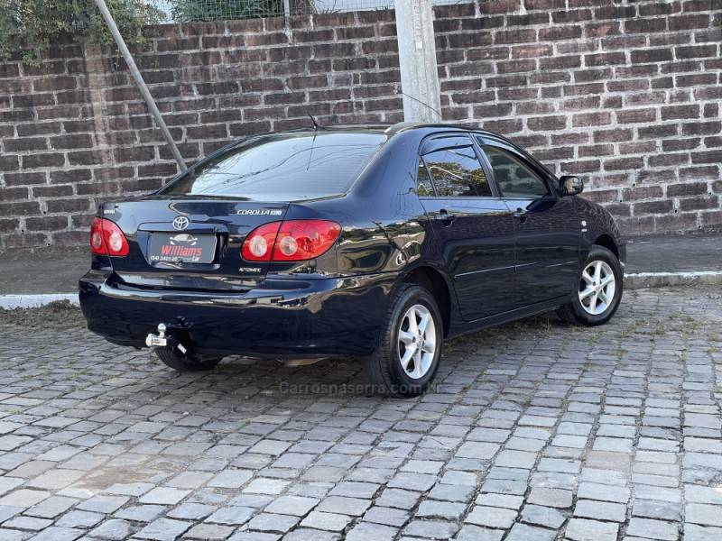 TOYOTA - COROLLA - 2004/2005 - Azul - R$ 32.900,00