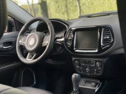 JEEP - COMPASS - 2016/2017 - Preta - R$ 93.900,00