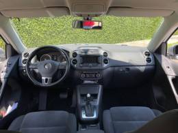 VOLKSWAGEN - TIGUAN - 2011/2012 - Prata - R$ 56.900,00