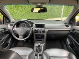 CHEVROLET - VECTRA - 2008/2009 - Vermelha - R$ 46.900,00