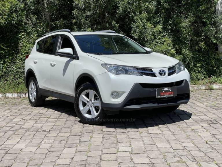 TOYOTA - RAV4 - 2013/2013 - Branca - R$ 76.900,00