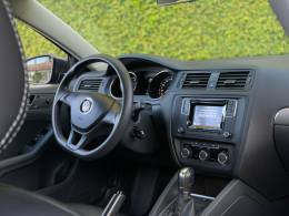 VOLKSWAGEN - JETTA - 2016/2017 - Cinza - R$ 83.900,00