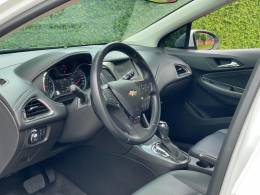 CHEVROLET - CRUZE - 2018/2019 - Branca - R$ 87.900,00